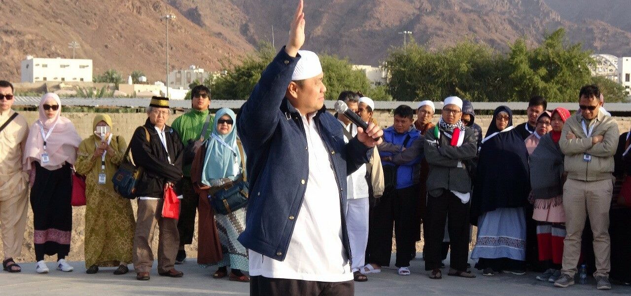 ESQ Tours Travel | biro perjalanan haji terbaik indonesia | biaya haji plus 2018 | daftar haji 2018