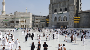 Cara dan Syarat Mendaftar Haji Plus ESQ Tours Travel